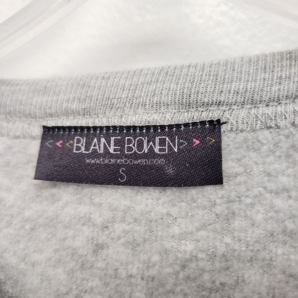 Blaine Bowen Lost in Paradise Parrot Sweatshirt Size Small - Picture 7 of 8